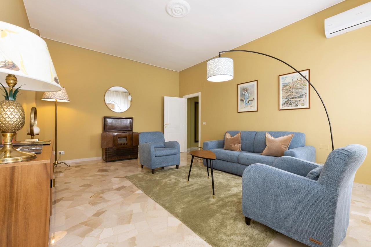 Lilly Apartamento
